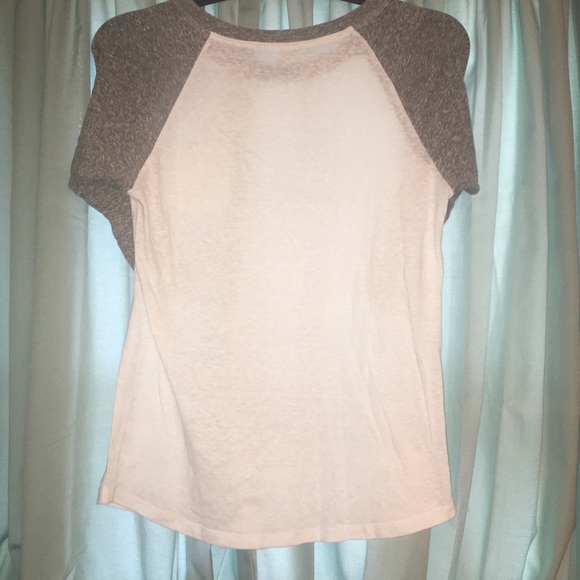 HOLD Forever 21 Grey and White Shirt - Picture 3 of 8